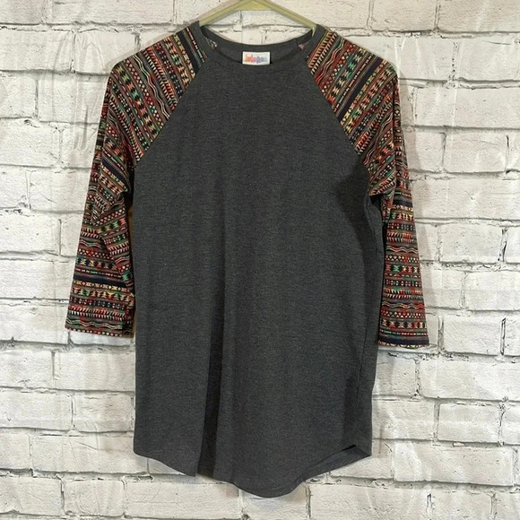 ❤️ 2 for $20 ❤️ Lularoe Randy with Aztec print sleeves XS - Picture 1 of 3